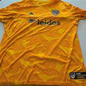 Adidas DC United training kit, 2XL Kick childhood cancer